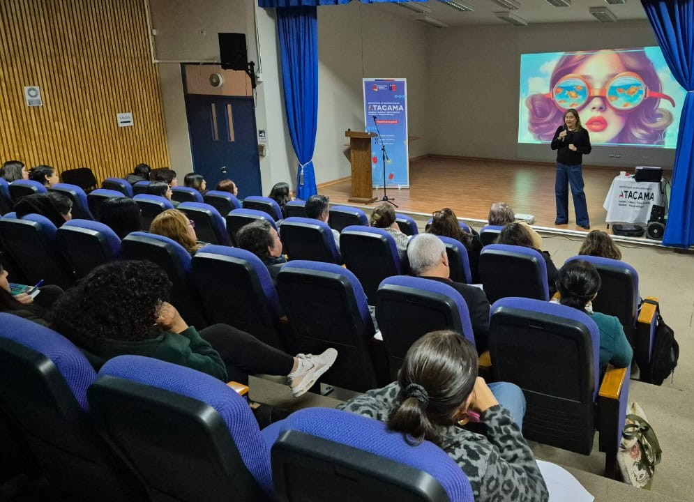 Consejos Escolares y Parvularios de Copiapó y Tierra Amarilla participaron en taller de comunicación efectiva