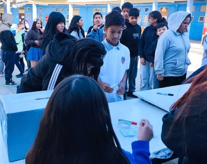 Nueva Directiva del Centro de Estudiantes en la Escuela Concentración de Tierra Amarilla