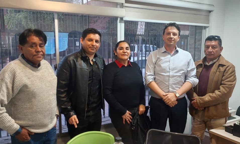 Director Ejecutivo se reúne con Federación Regional FRAASLEPA para abordar implementación del Decreto 170