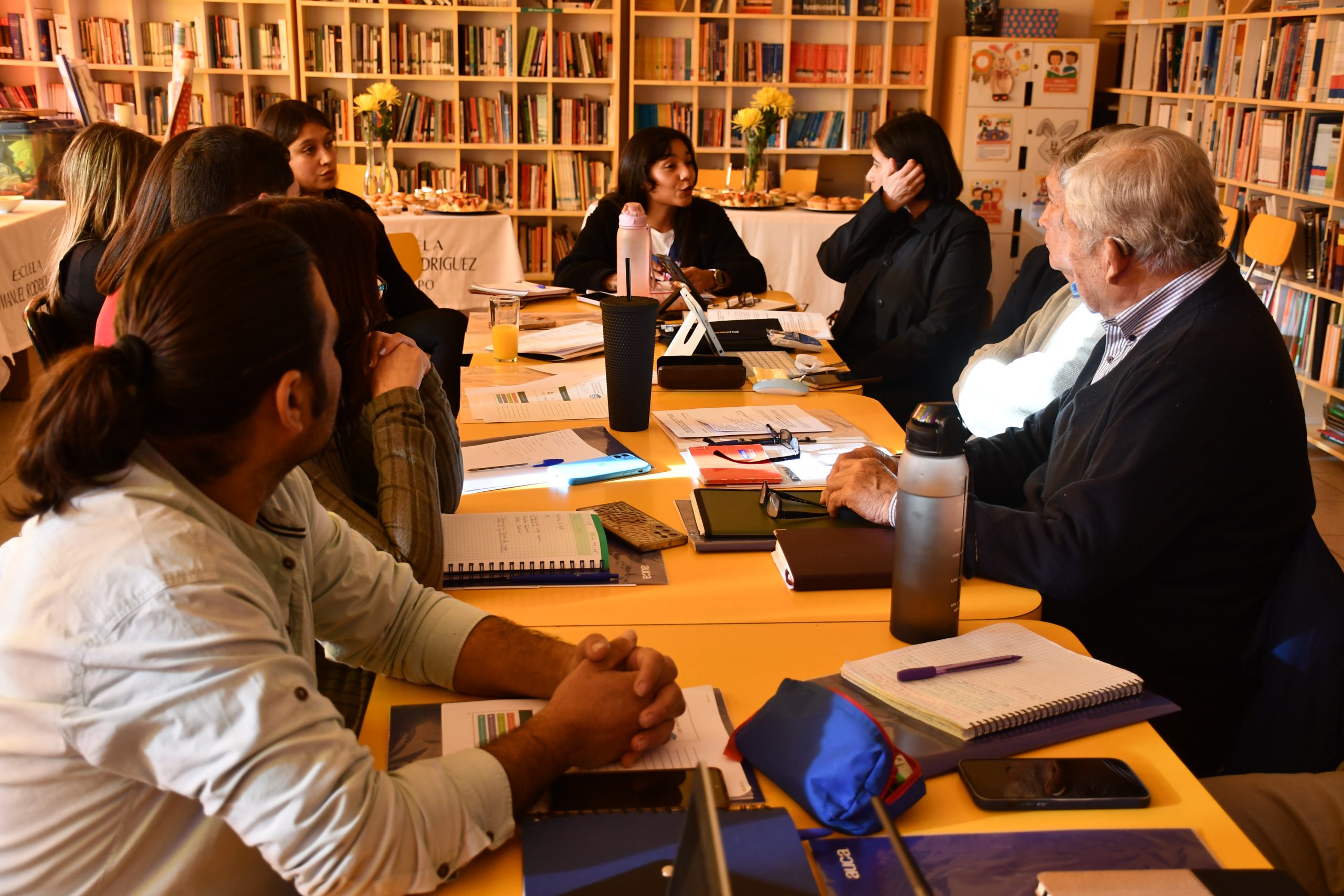 Comité Directivo Local y Consejo Local de Educación Pública sostienen sesión conjunta para fortalecer la educación del territorio