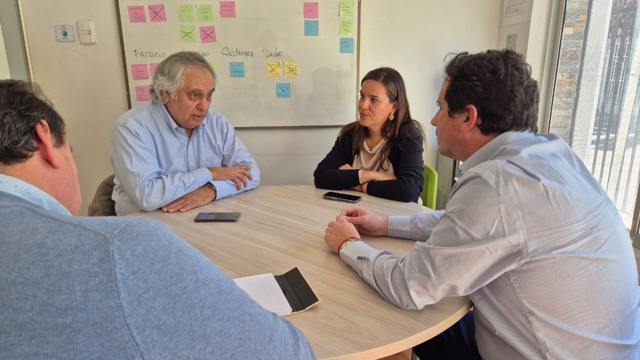 Director Ejecutivo del SLEP Atacama se reúne con autoridades regionales para abordar desafíos de la educación pública