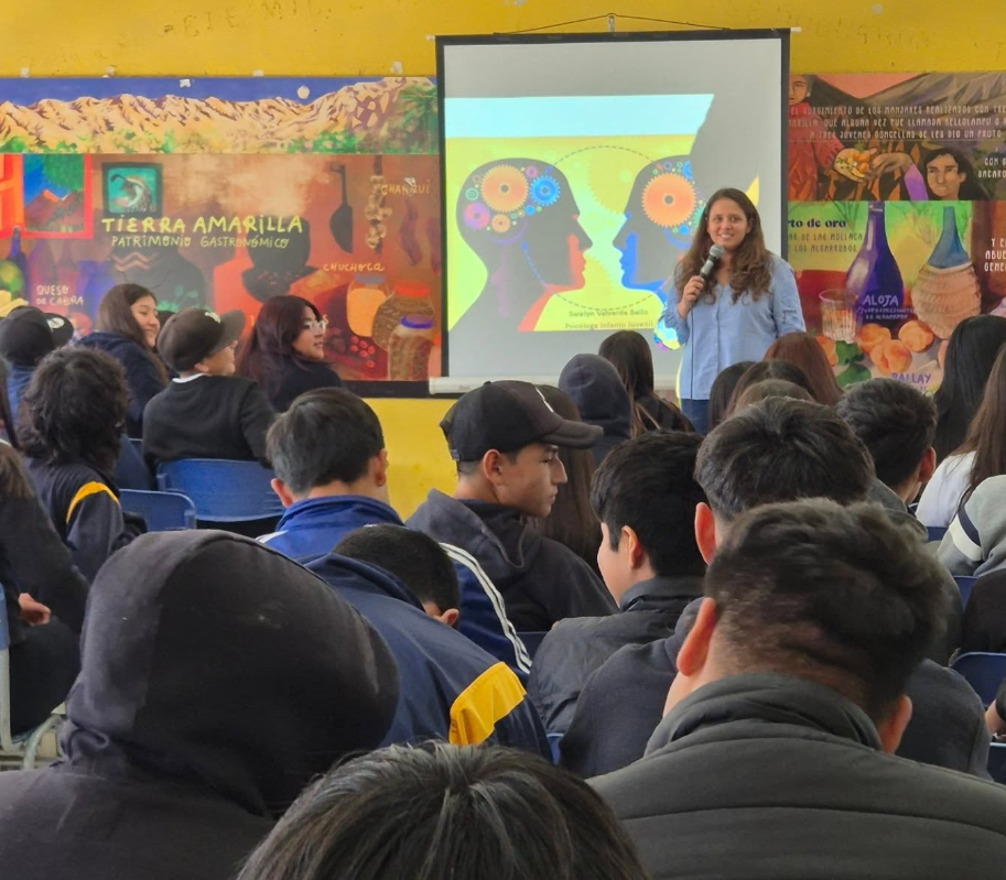 Estudiantes del Liceo Jorge Alessandri Rodríguez participaron en taller de prevención de la violencia escolar