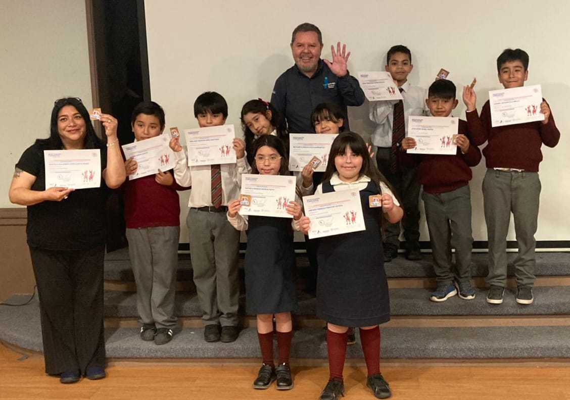 Investigación – Innovación Escolar: Escuela Las Canteras participa y se certifica en talleres Explora Atacama