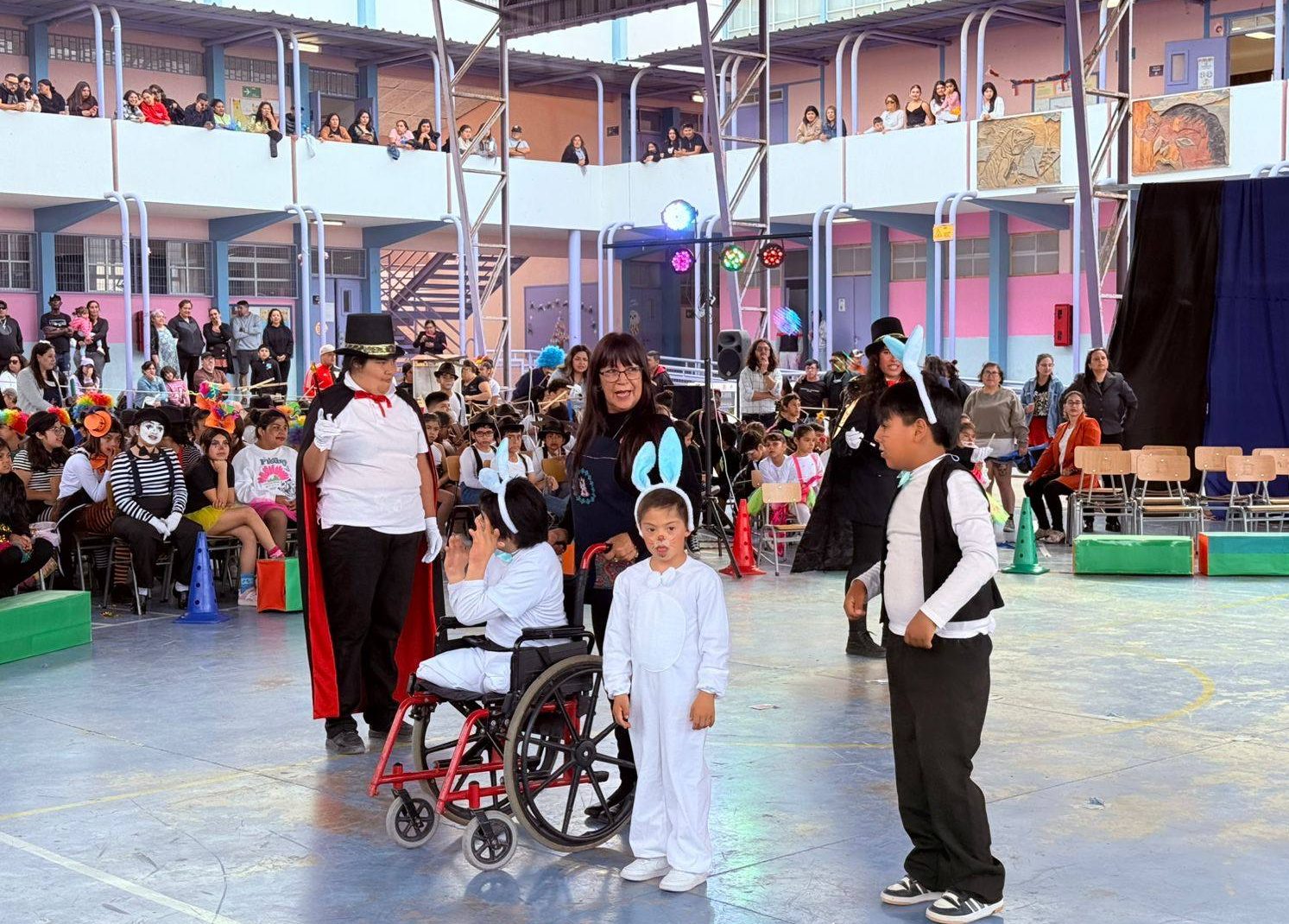 Escuela Byron Gigoux James presentó su muestra pedagógica 2025