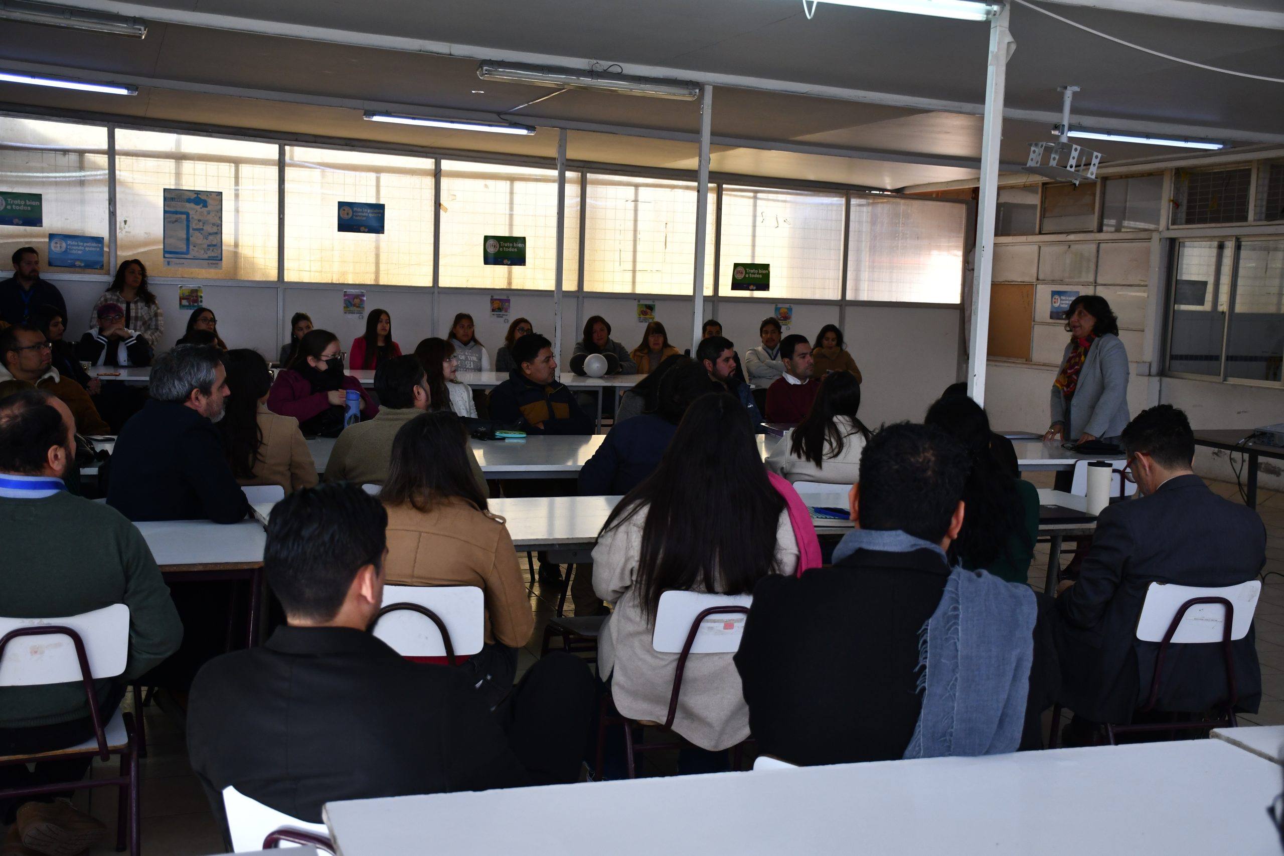 Directora Ejecutiva abordó desafíos institucionales junto a funcionarios y funcionarias de la administración central