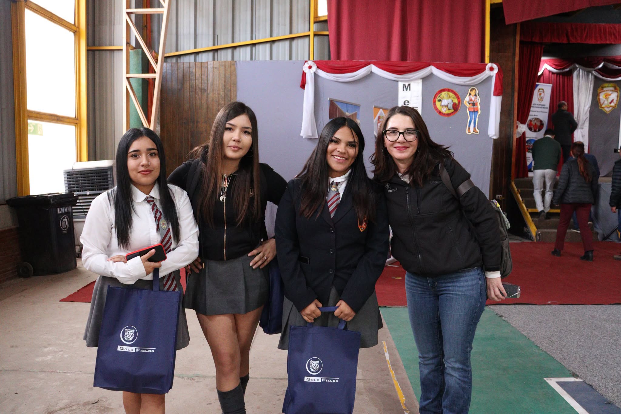 Liceo Bicentenario Manuel Magalhaes Medling inicia cursos de formación complementaria del Programa Legado Chile