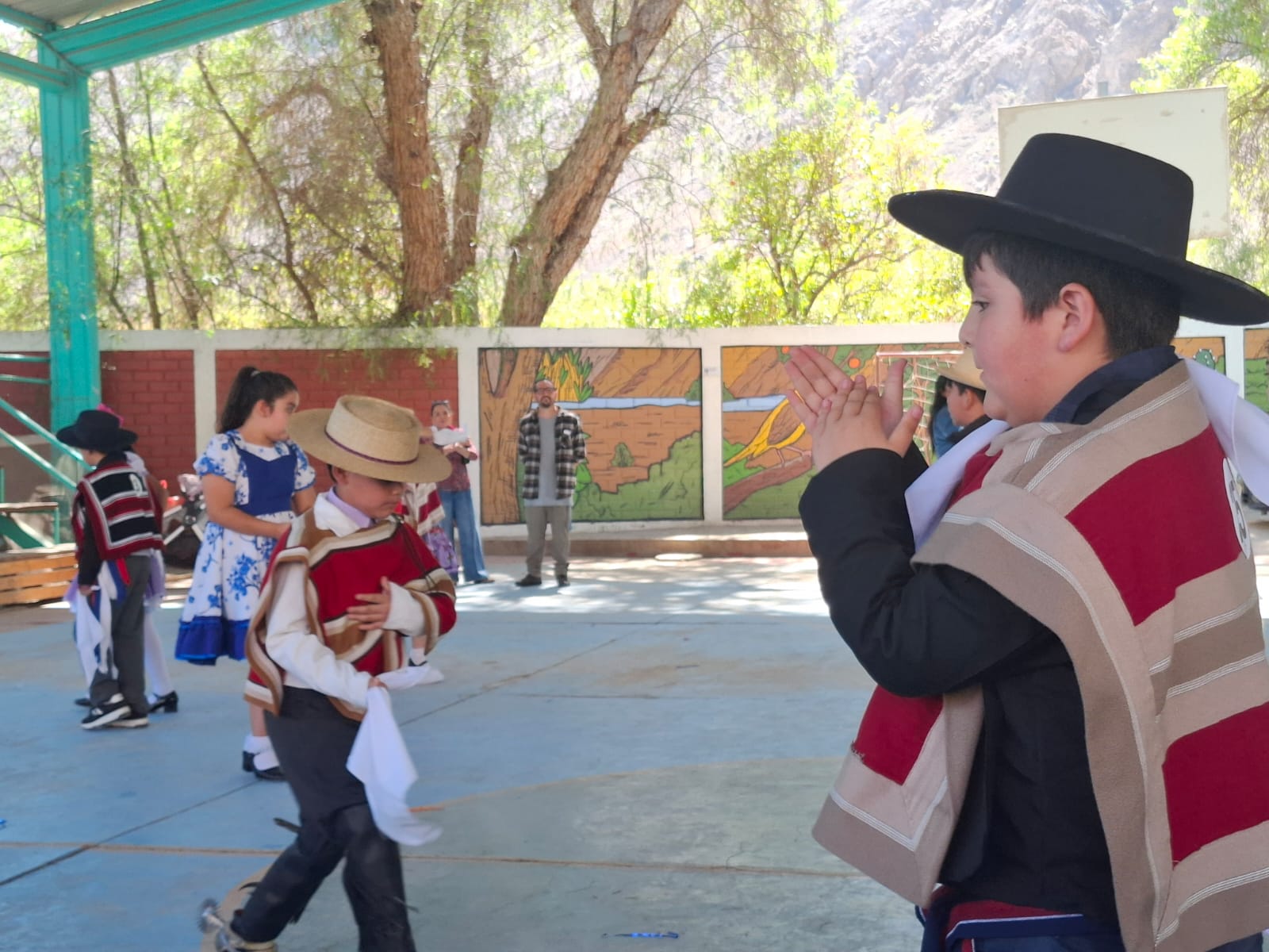 Escuelas rurales del territorio se reúnen en Tierra Amarilla para celebrar el Campeonato de Cueca